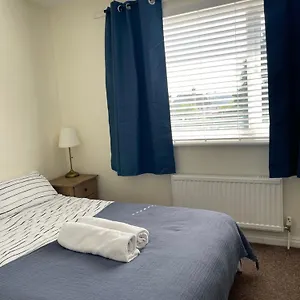  Holiday home Rotherham,meadowhall,magna,utilita Arena,with Wifi And Driveway United Kingdom